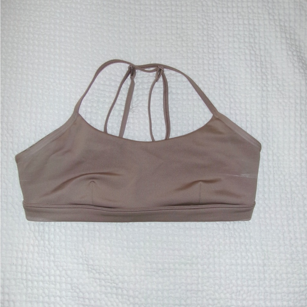 Alo Yoga Airlift Intrigue Sports Bra Taupe